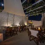 Aparthotel Monachofolitses 3*